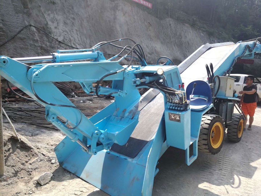 保養維護好扒渣機從而提高扒渣機工作效率及節約配件成本