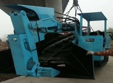 履帶式刮板扒渣機(jī)100型